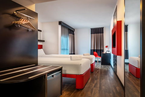 Essence Hotel Carlton - Darwin Holiday 11