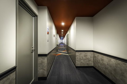 Essence Hotel Carlton - Darwin Holiday 30