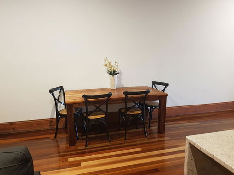 Sublime Spa Apartments - Darwin Holiday 6