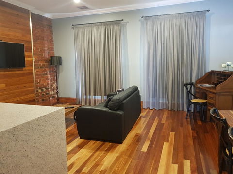 Sublime Spa Apartments - Darwin Holiday 3
