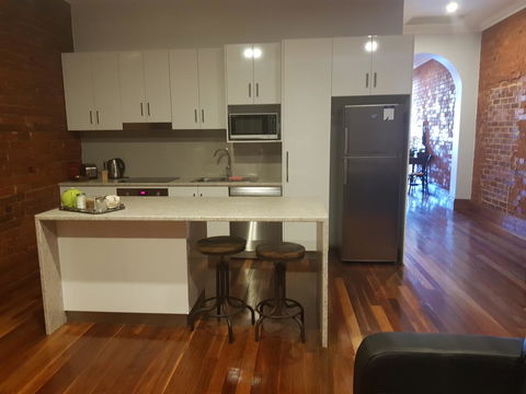 Sublime Spa Apartments - Darwin Holiday 11
