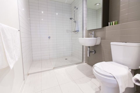 Southern Cross Serviced Apartments - Darwin Holiday 3