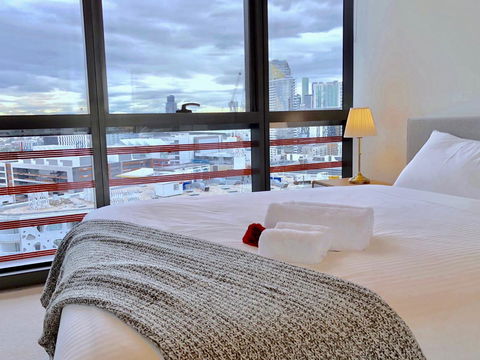 Pride Docklands Waterfront Apartment City View - Darwin Holiday 42