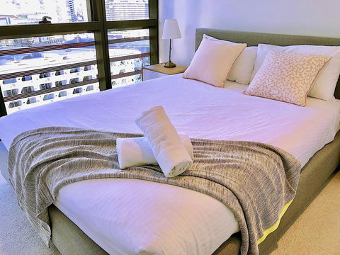 Pride Docklands Waterfront Apartment City View - Darwin Holiday 1