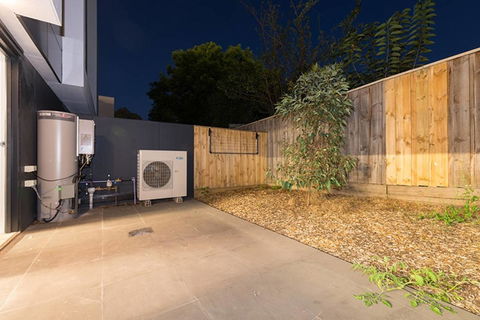 Doncaster Private Collection 2 Bed Townhouse@Pearl - Darwin Holiday 12