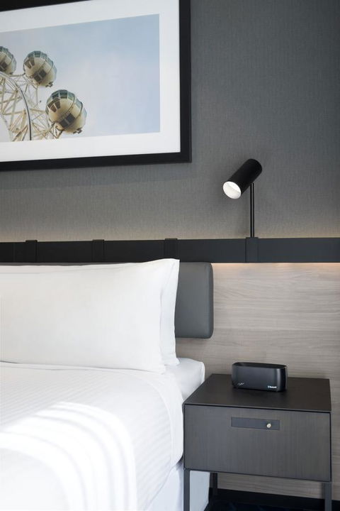 Vibe Hotel Melbourne Docklands - Darwin Holiday 7