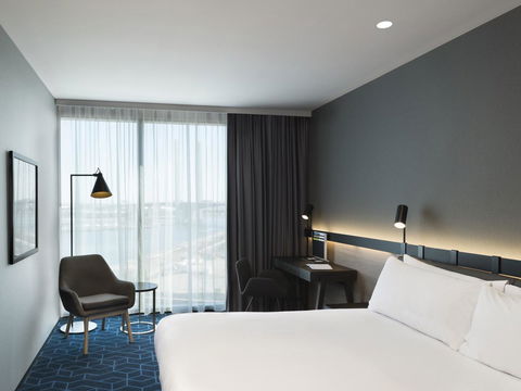 Vibe Hotel Melbourne Docklands - Darwin Holiday 25
