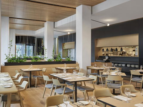 Vibe Hotel Melbourne Docklands - Darwin Holiday 19