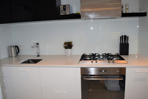 Executive Stay Little Collins Street - Darwin Holiday 4