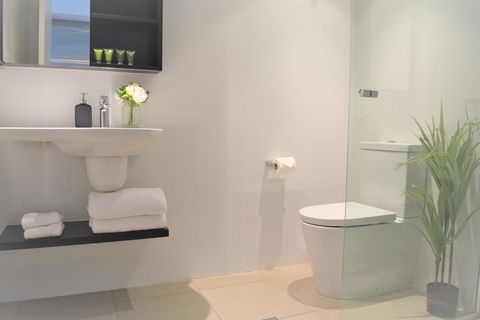 Executive Stay Little Collins Street - Darwin Holiday 15