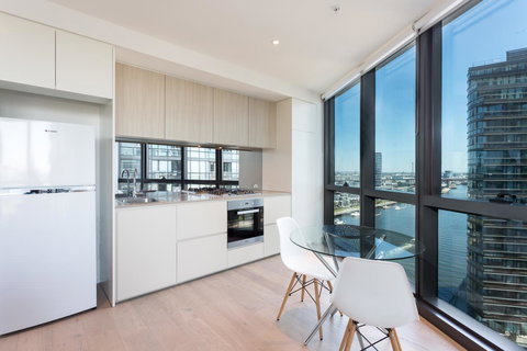 Wyndel Apartments - Riverside On Collins - Darwin Holiday 1