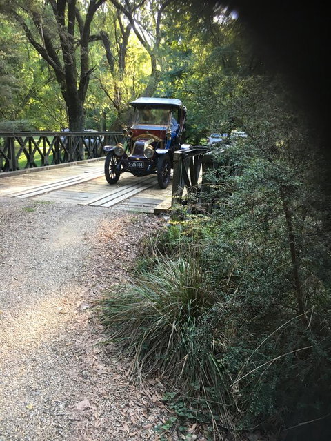 Shady Brook Cottages - Darwin Holiday 5