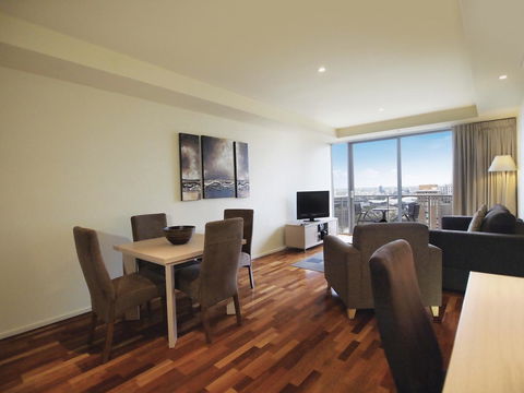 Oaks Melbourne On Lonsdale Suites - Darwin Holiday 2