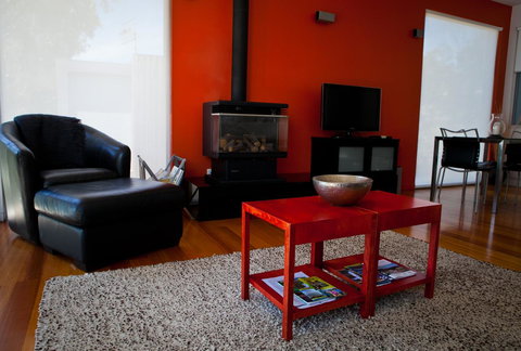 Battery Cove Beach Front Apartment - Darwin Holiday 10