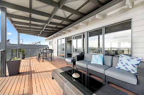 Beachside House - Darwin Holiday 3