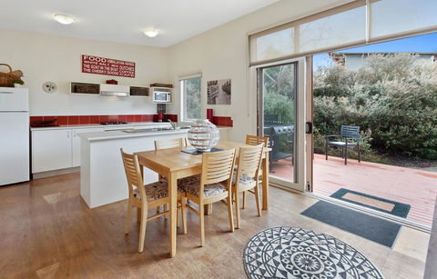 Rural 5 Star Villa\'s With Resort Amenities - Darwin Holiday 26