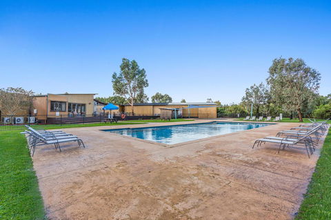 Rural 5 Star Villa\'s With Resort Amenities - Darwin Holiday 17