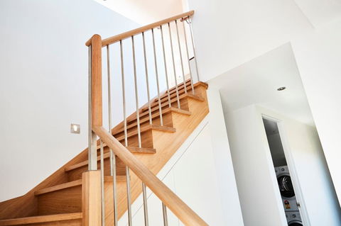 Richmond Â· 3 Level Architecturally Designed Richmond House - Darwin Holiday 12