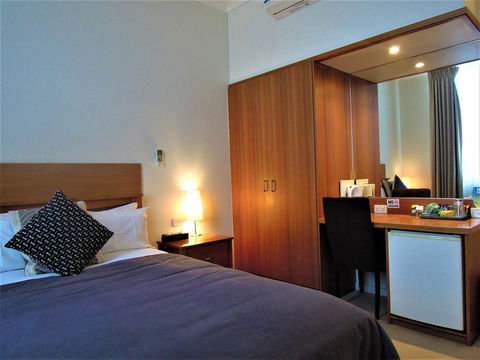 Plough Hotel - Darwin Holiday 7