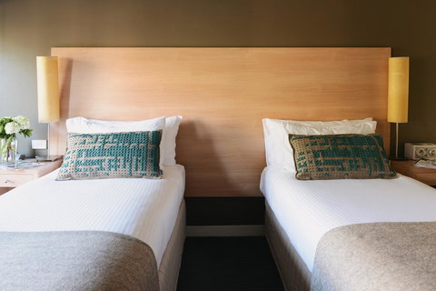 Saint Kilda Beach Hotel - Formerly Rydges St Kilda - Darwin Holiday 8