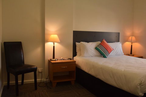 CROWN CENTRAL BUSINESS DISTRICT MOTEL - NO UNDER 18s - Darwin Holiday 33