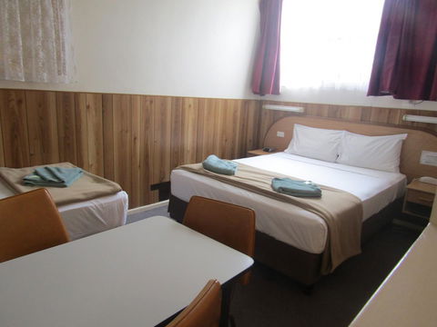 Twin City Motor Inn - Darwin Holiday 24