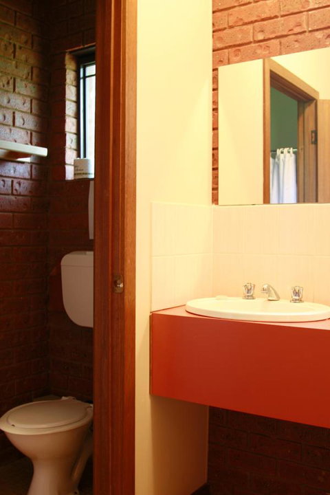 The Harrietville Snowline Hotel - Darwin Holiday 8