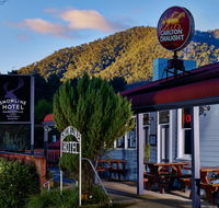 The Harrietville Snowline Hotel - Darwin Holiday