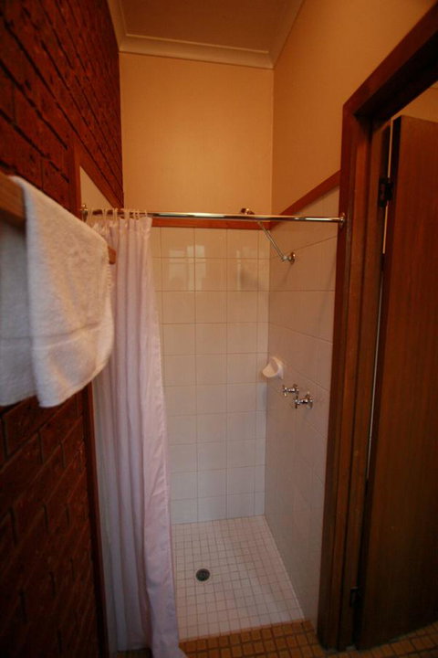 The Harrietville Snowline Hotel - Darwin Holiday 22