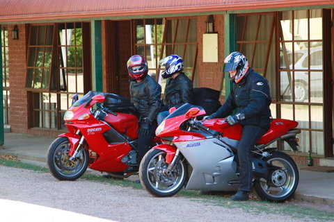 The Harrietville Snowline Hotel - Darwin Holiday 30