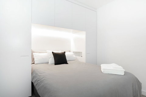 Modern Apartment In The Heart Of St Kilda - Darwin Holiday 12