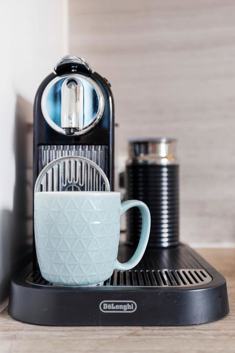 Modern Apartment In The Heart Of St Kilda - Darwin Holiday 7