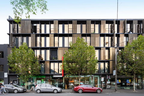 Modern Apartment In The Heart Of St Kilda - Darwin Holiday 23