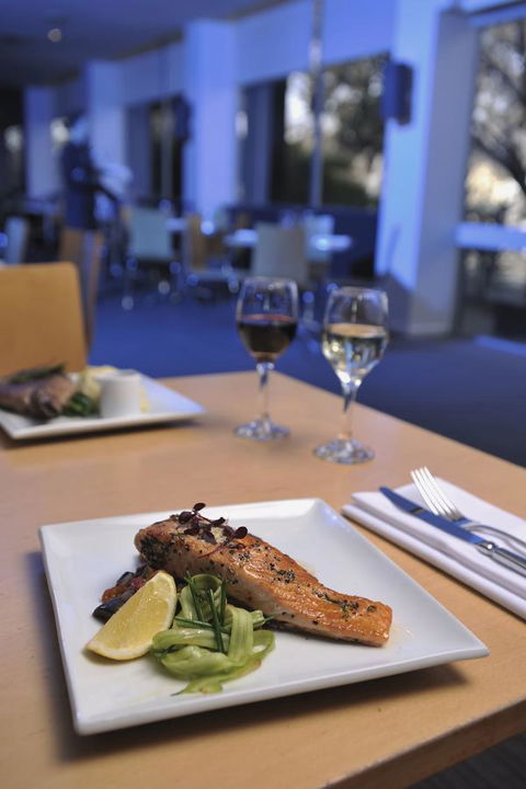 Mercure North Melbourne - Darwin Holiday 22