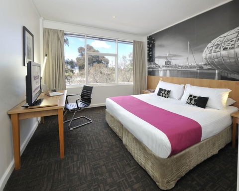 Mercure North Melbourne - Darwin Holiday 13