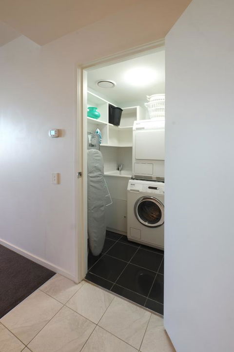 ACD Apartments - Darwin Holiday 14