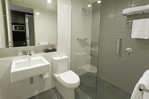 Causeway 353 Hotel - Darwin Holiday 2