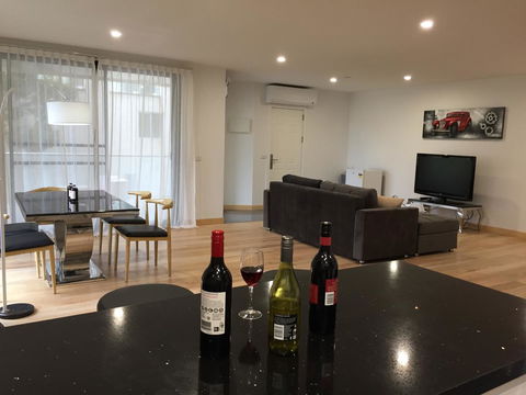 Apartments In Phillip Island Towers - Block C - Darwin Holiday 41