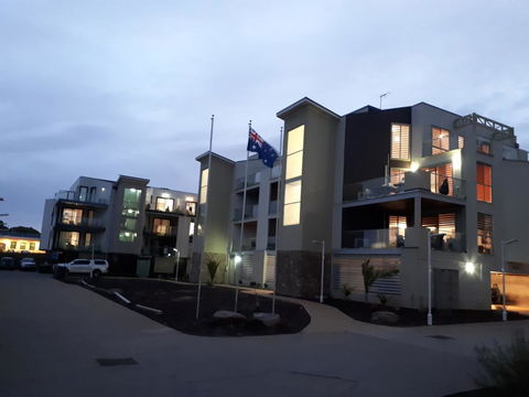 Apartments In Phillip Island Towers - Block C - Darwin Holiday 15