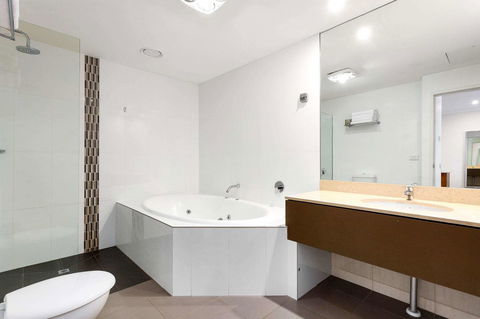 Quality Hotel Bayside Geelong - Darwin Holiday 21