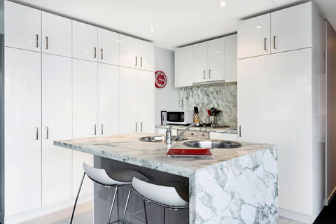 Docklands Executive Apartments - Melbourne - Darwin Holiday 5