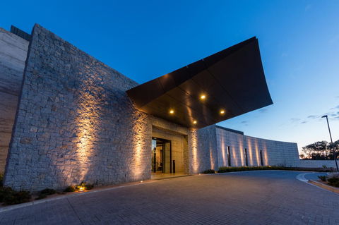 RACV Torquay Resort - Darwin Holiday 1