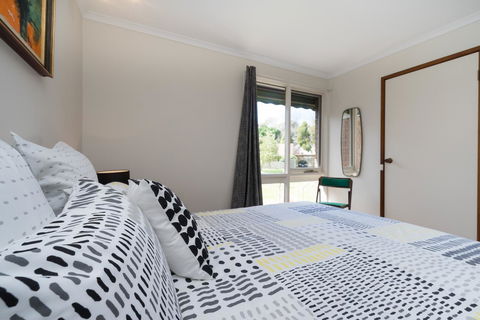 Uptown Frankston - Darwin Holiday 5