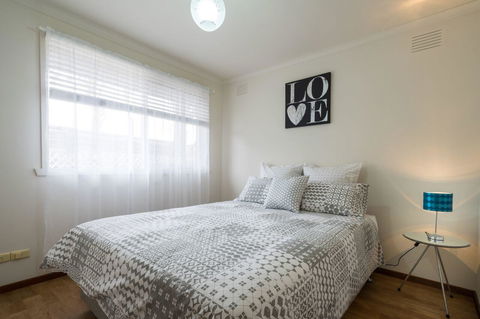 Uptown Frankston - Darwin Holiday 6