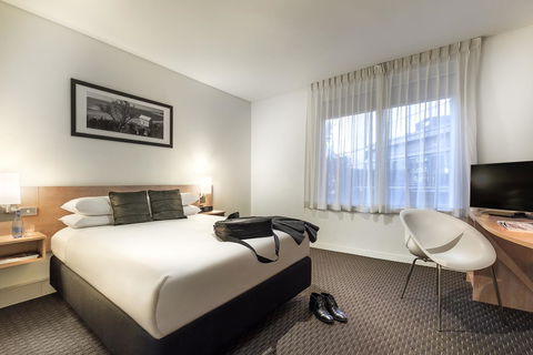 Ibis Melbourne Hotel And Apartments - Darwin Holiday 5
