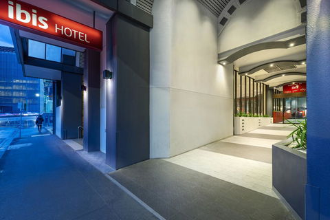 Ibis Melbourne Hotel And Apartments - Darwin Holiday 3