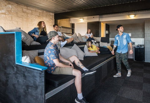 Summer House Melbourne - Darwin Holiday 4