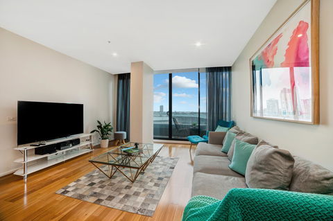Signature Waterfront Apartments - Darwin Holiday 16