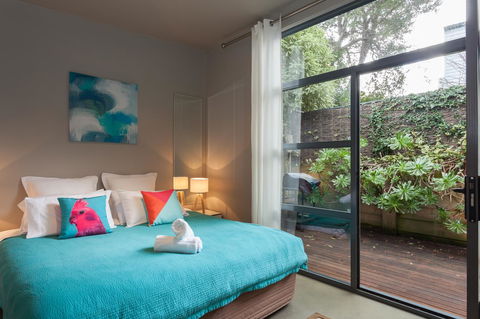 The Love Shack - Romantic Bungalow - Darwin Holiday 8