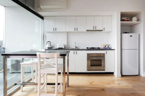 BestView St Kilda Spectacular Sunset Hideaway - Boutique Self-contained Luxury Apartment - Darwin Holiday 10